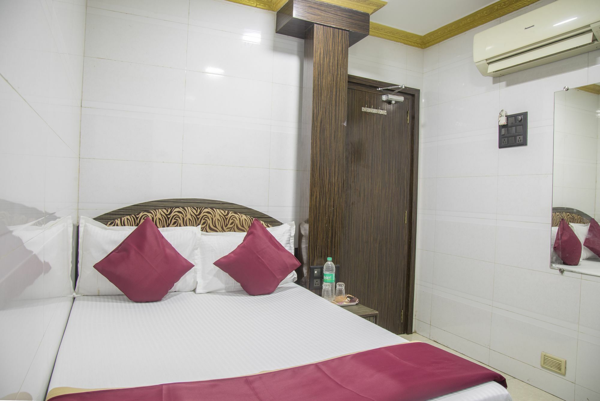 Relax Guest House Bombay Esterno foto
